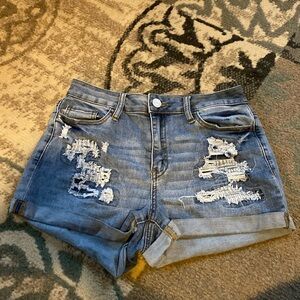 SO Jean shorts